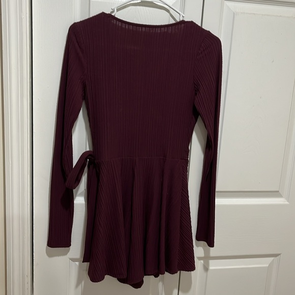 Urban Outfitters Romper - Picture 4 of 5